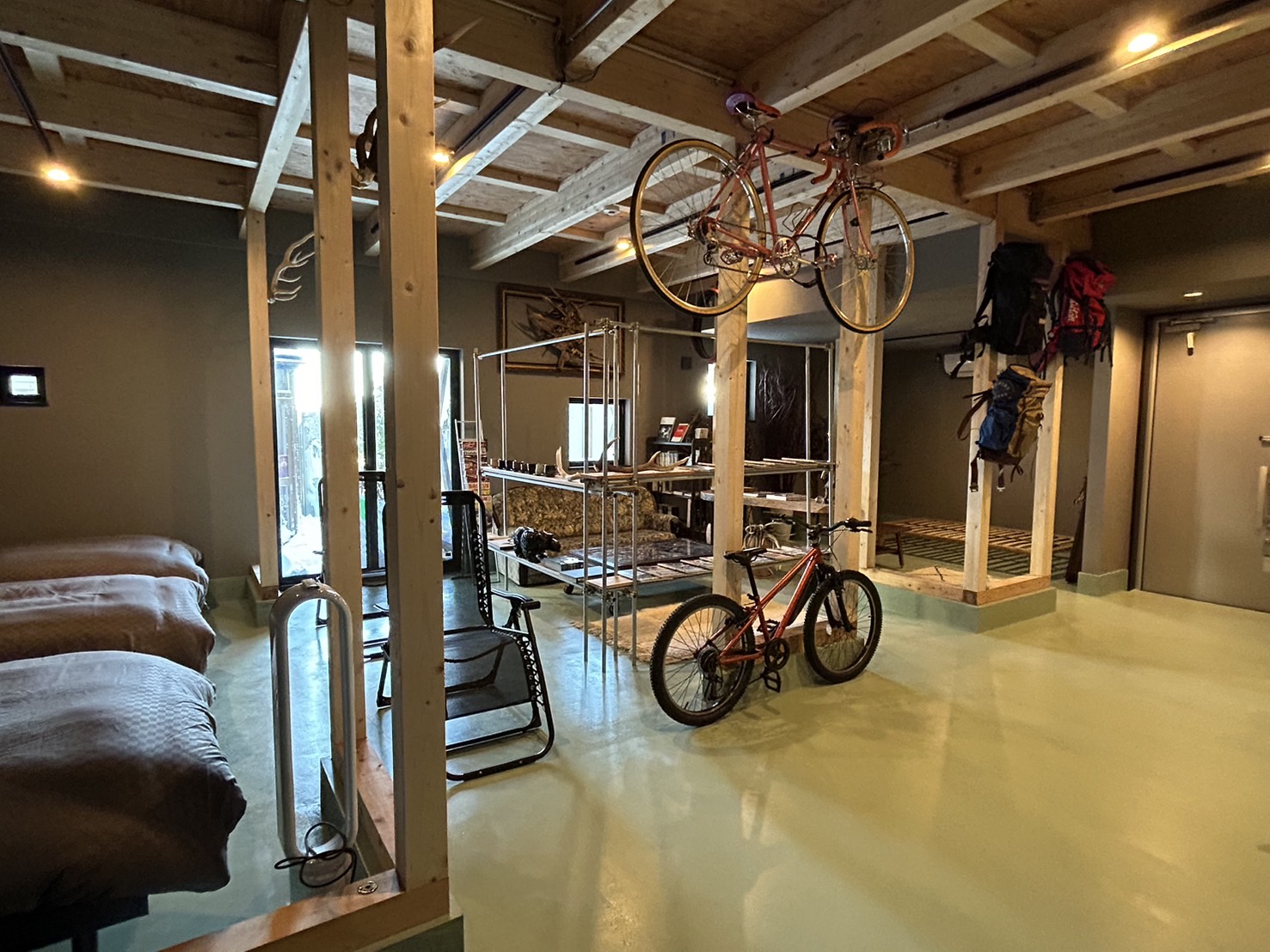 Forest trail near Fumotono &mus.